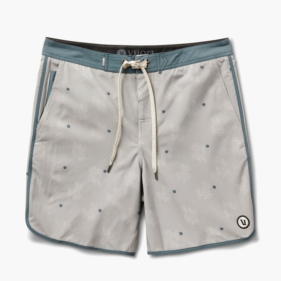 New Cruise Boardshort
Vuori
Men's Boardshorts - Picture 1 of 5